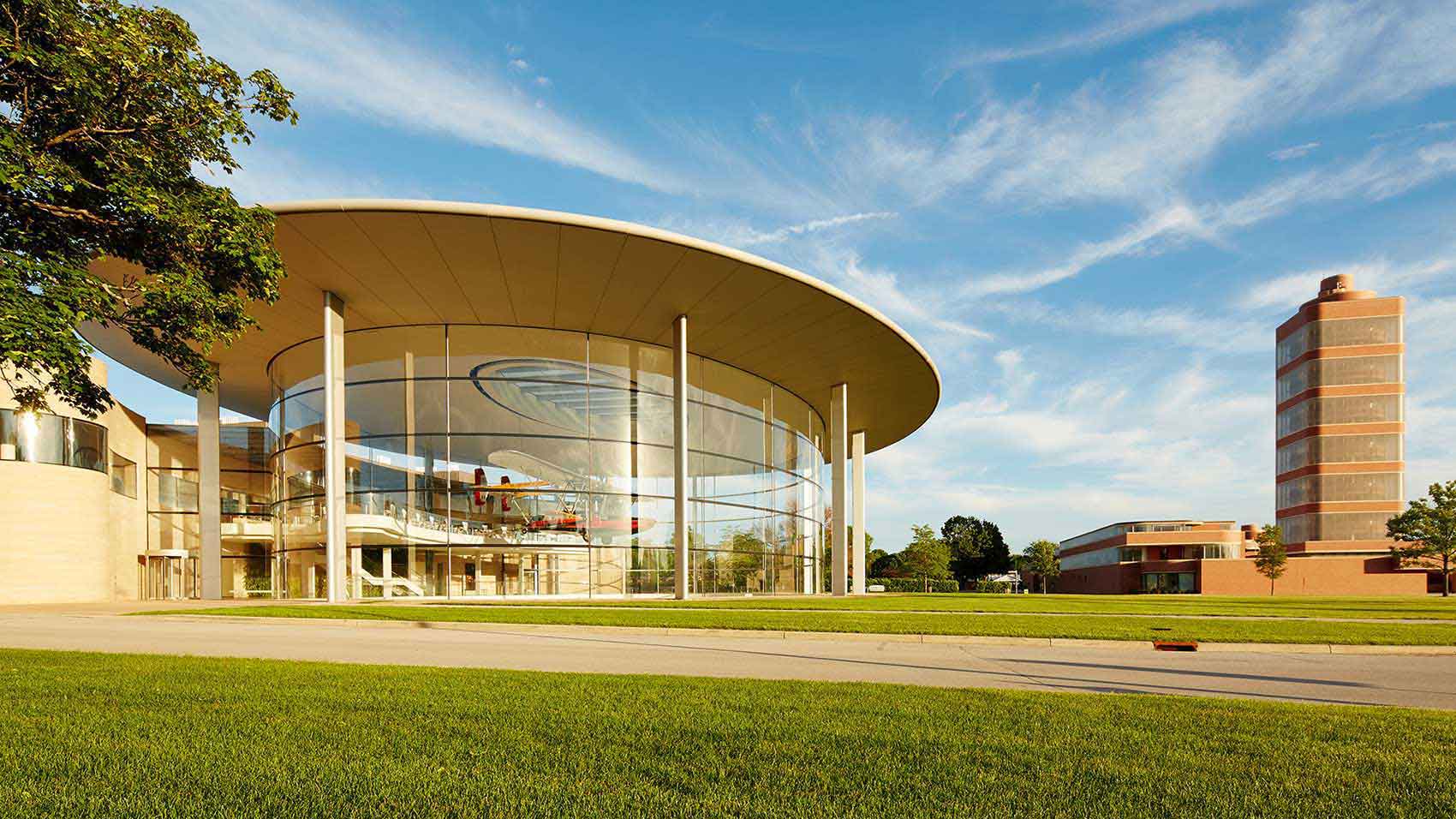 SC Johnson global headquarters campus with Fortaleza Hall and the Frank Lloyd Wright-designed Research Tower